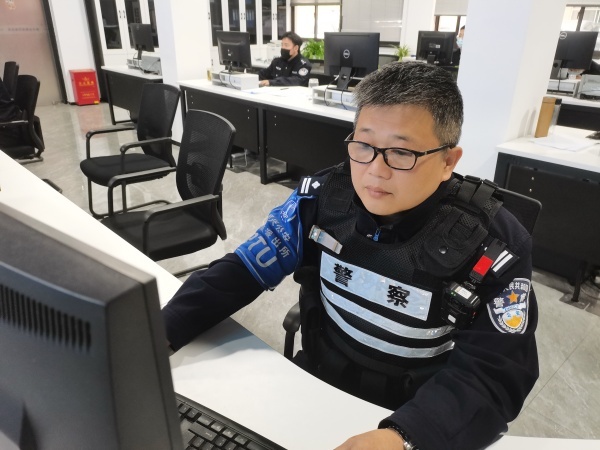 冯智海日常工作照